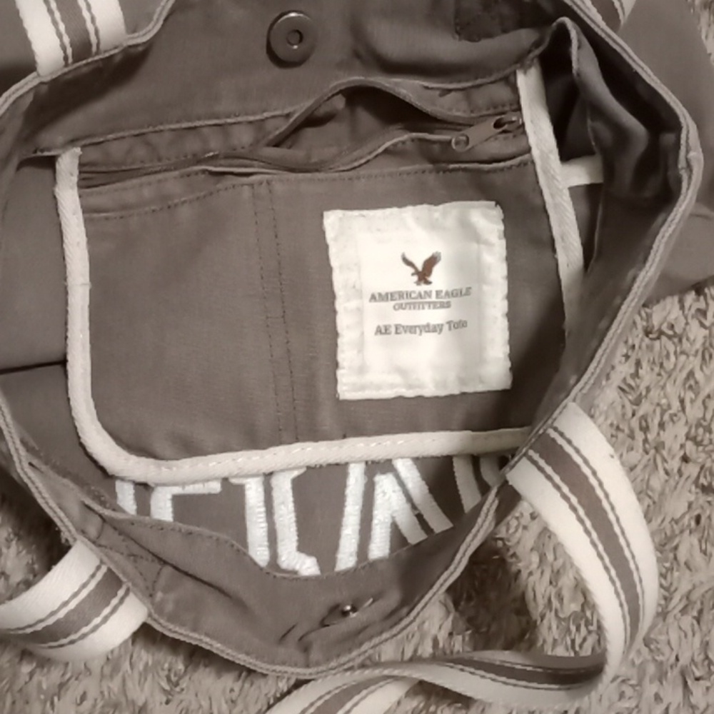 #183. 🦅 American Eagle 🦅 Outfitters Everyday Tote. Size: Large - Picture 4 of 6